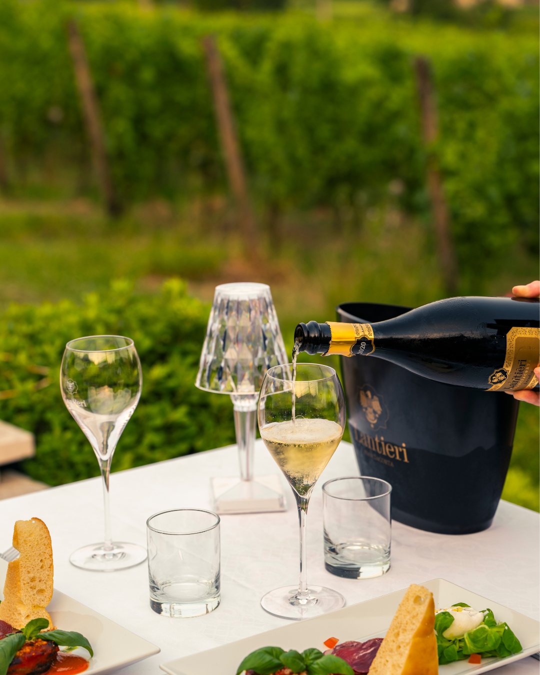 Locandina: Festival del Franciacorta a Corte Lantieri