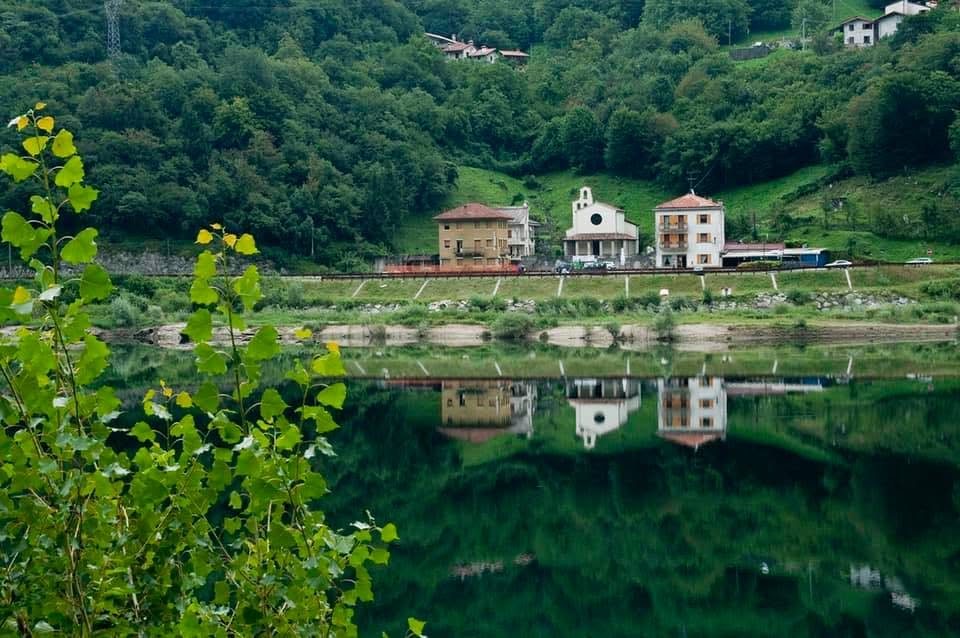 Locandina: Locanda al Lago
