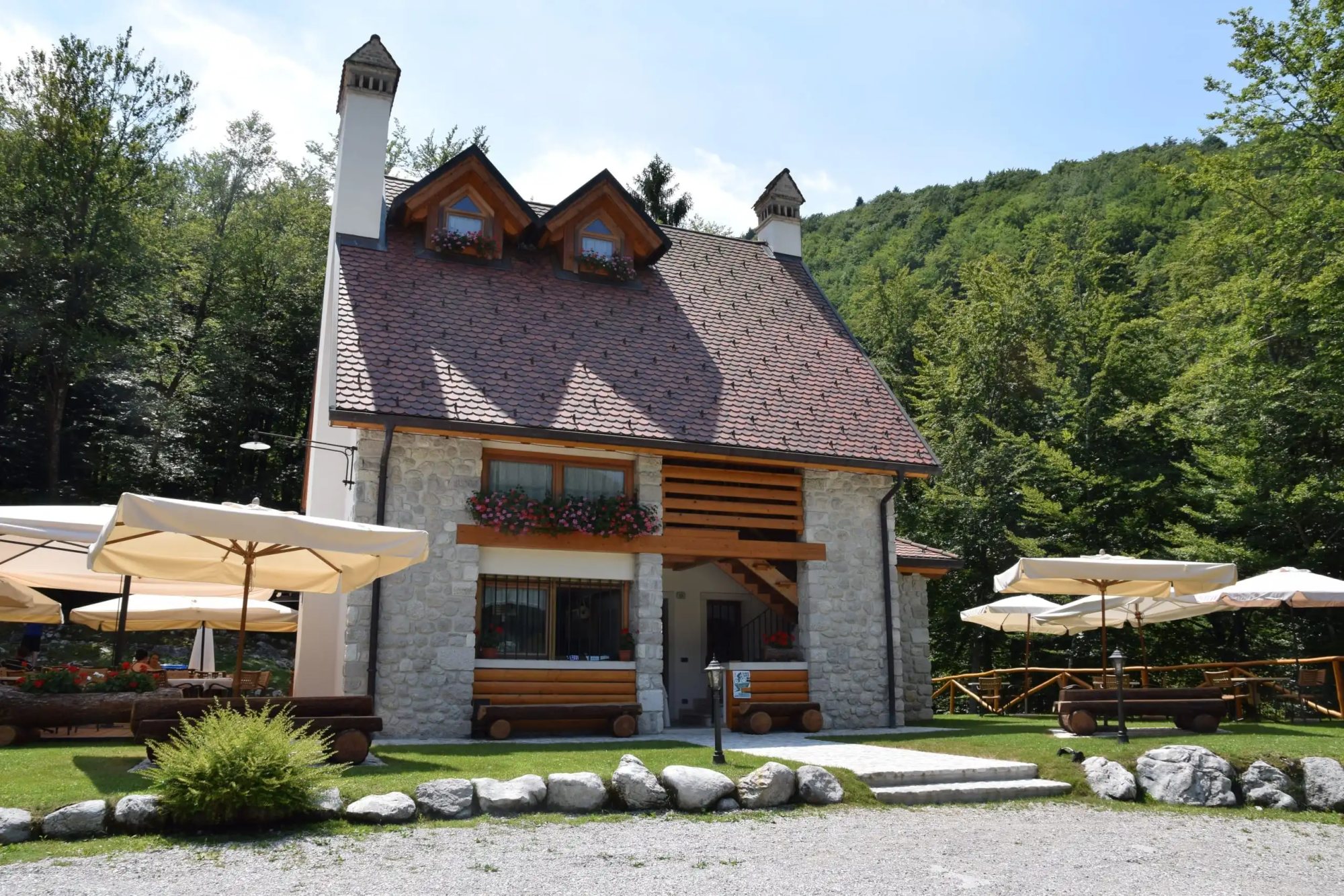 Locandina: Rifugio Vallata
